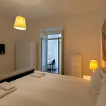 Flh Alameda Гостевой дом *