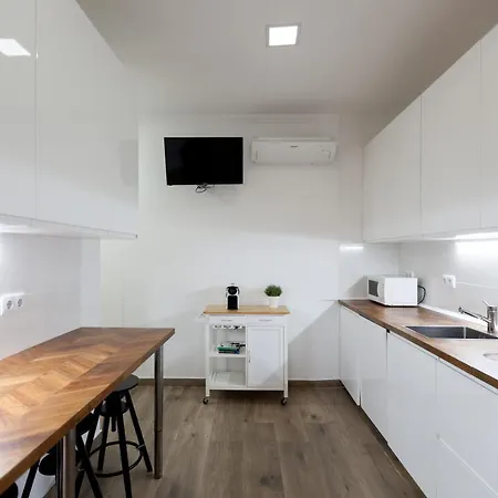 Flh Alameda Gasthof *